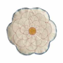 Ceramic Flower Shaped Side Plate With Blue Border(Ceramic Flower Shaped Side Plate With Blue Border)